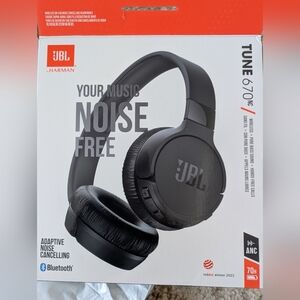 JBL Headphones Tune 670 ANC USB-C Wireless Bluetooth